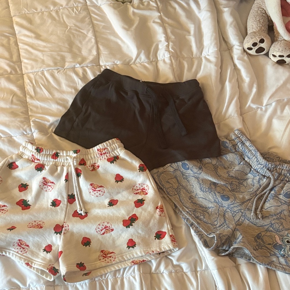 Women's set of 3 Pajama Shorts Set - Black, Cream & Gray Pattern